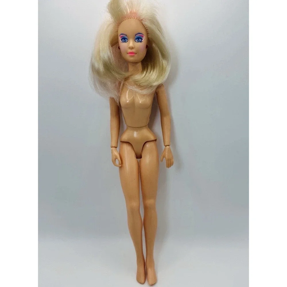Vintage 1985 Hasbro Jem Jerrica Doll Nude Light Up Earrings Shoe Stand Works